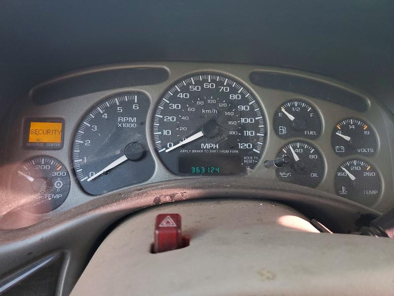 Photo 9 from auction – 2002 GMC YUKON with VIN 1GKEK63U22J228827
