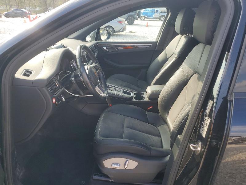 Photo 7 from auction – 2019 PORSCHE MACAN with VIN WP1AA2A54KLB06300