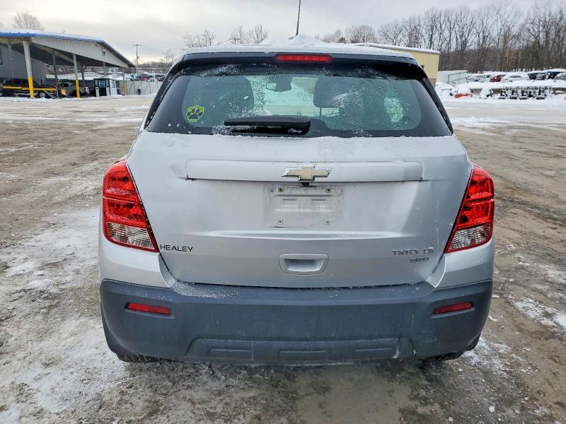 Photo 6 from auction – 2016 CHEVROLET TRAX LS with VIN 3GNCJNSB6GL277827