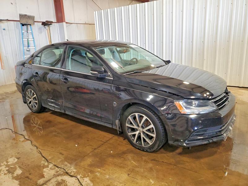 Photo 4 from auction – 2017 VOLKSWAGEN JETTA with VIN 3VWDB7AJ9HM208881