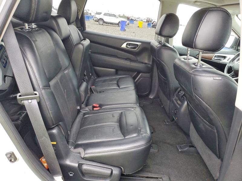 Photo 11 from auction – 2017 NISSAN PATHFINDER with VIN 5N1DR2MM9HC673214
