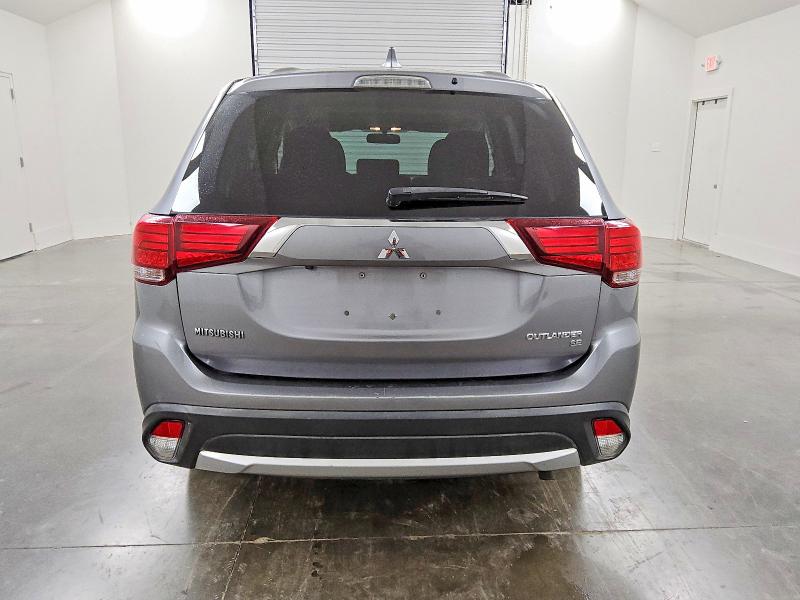 Photo 6 from auction – 2018 MITSUBISHI OUTLANDER with VIN JA4AD3A30JZ066655