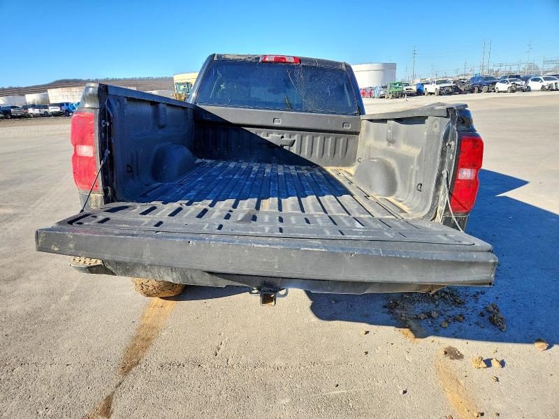 Photo 6 from auction – 2017 CHEVROLET SILVERADO with VIN 1GCVKREC0HZ248215