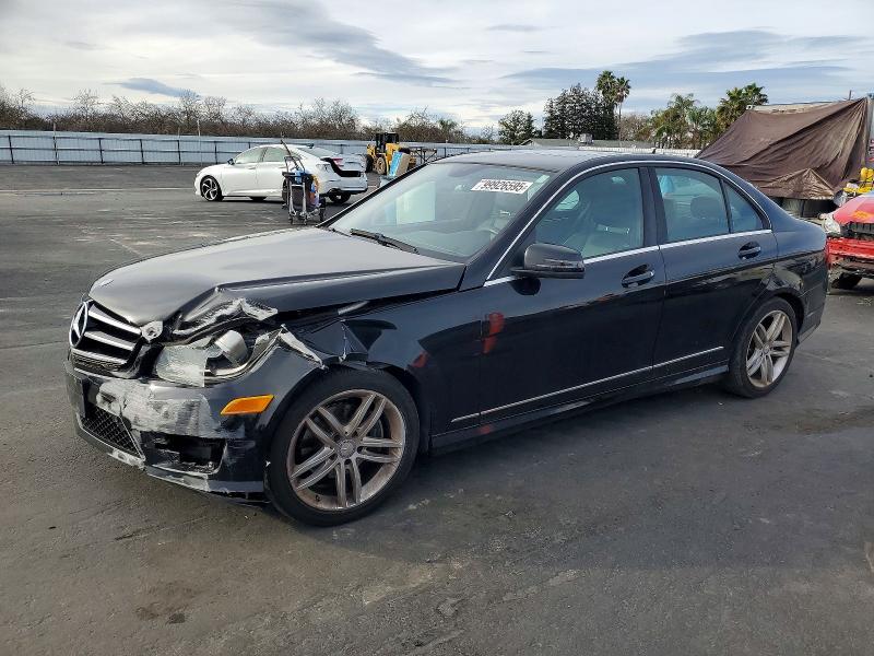 Photo 1 from auction – 2014 MERCEDES-BENZ C with VIN WDDGF4HB8EA964766