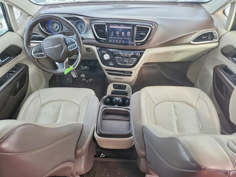 Photo 8 from auction – 2018 CHRYSLER PACIFICA T with VIN 2C4RC1BG5JR203956