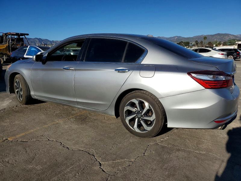 Photo 2 from auction – 2017 HONDA ACCORD EXL with VIN 1HGCR3F81HA020055