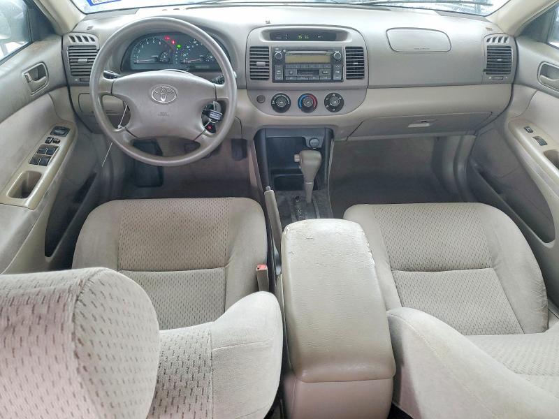 Photo 8 from auction – 2002 TOYOTA CAMRY with VIN JTDBE32K320114555