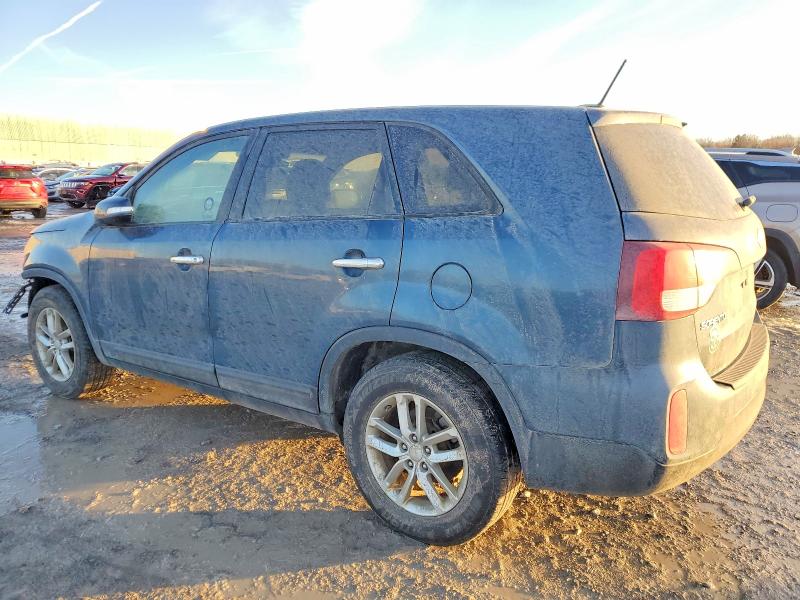 Photo 2 from auction – 2014 KIA SORENTO with VIN 5XYKT3A62EG460492