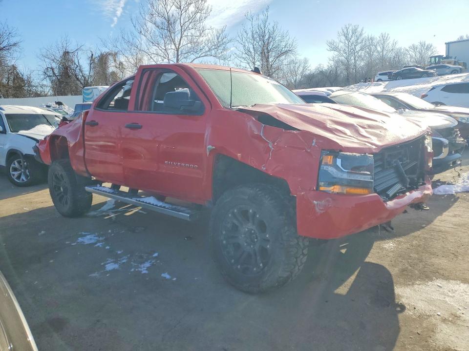 Photo 4 from auction – 2018 CHEVROLET SILVERADO with VIN 3GCUKPEC2JG215674