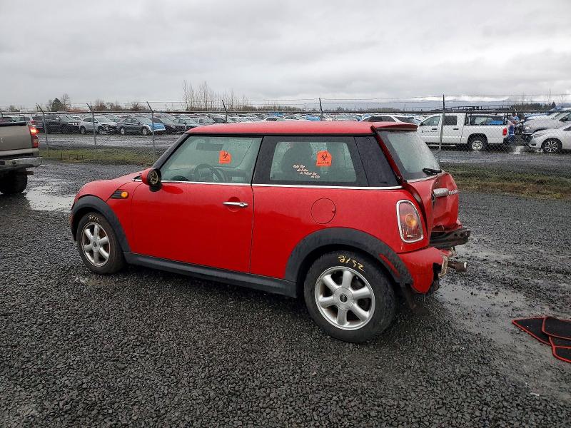 Photo 2 from auction – 2008 MINI COOPER with VIN WMWMF33508TU67547