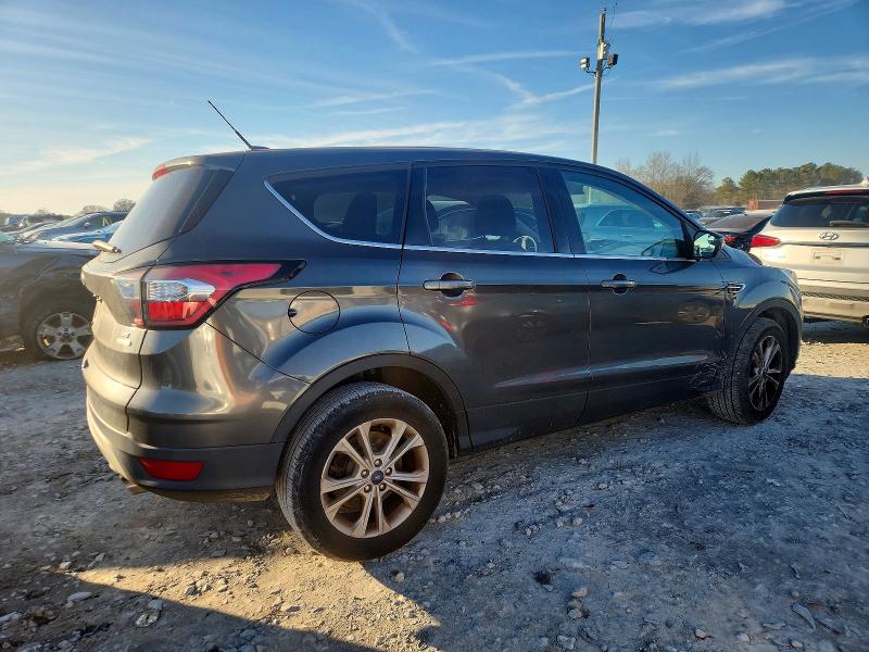 Photo 3 from auction – 2017 FORD ESCAPE with VIN 1FMCU0GD9HUE12279