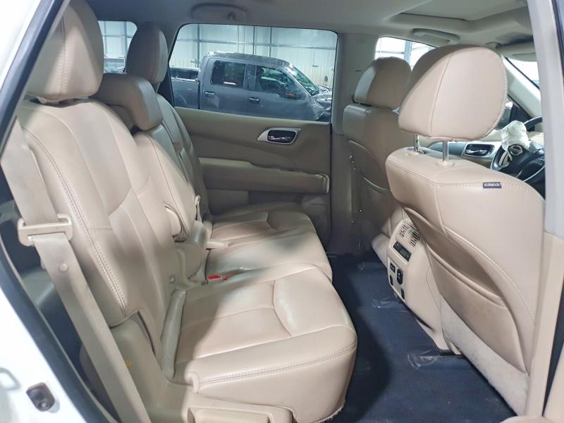 Photo 11 from auction – 2017 NISSAN PATHFINDER with VIN 5N1DR2MM7HC687421