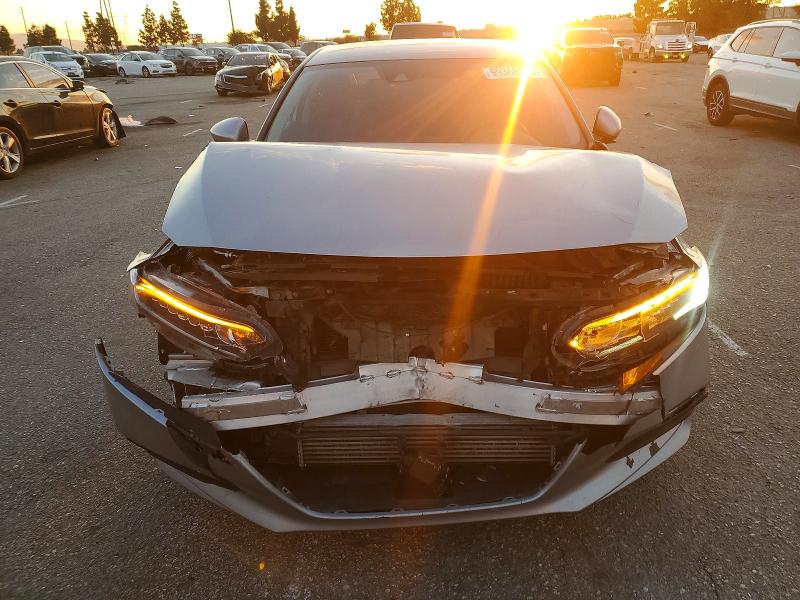 Photo 5 from auction – 2018 HONDA ACCORD LX with VIN 1HGCV1F17JA123750