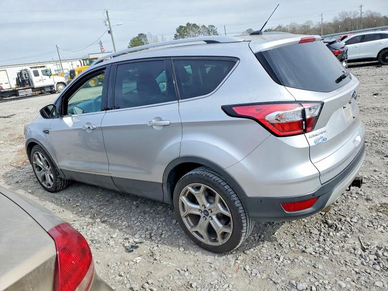 Photo 2 from auction – 2017 FORD ESCAPE TIT with VIN 1FMCU0J98HUD35425