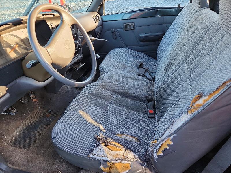 Photo 10 from auction – 1992 TOYOTA PICKUP 1/2 with VIN 4TARN81A2NZ032994