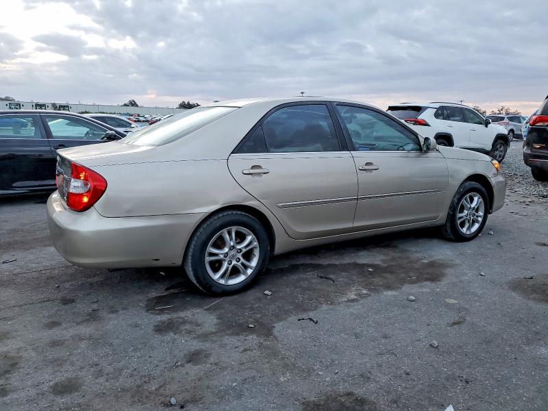 Photo 3 from auction – 2004 TOYOTA CAMRY LE with VIN 4T1BF32K94U067651