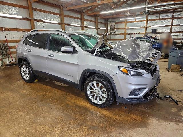 Photo 4 from auction – 2019 JEEP CHEROKEE L with VIN 1C4PJLCB1KD222858