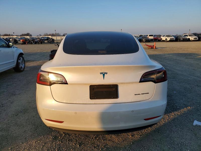 Photo 4 from auction – 2019 TESLA MODEL 3 with VIN 5YJ3E1EB4KF418323
