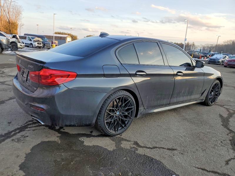 Foto 3 de la subasta – 2017 BMW 540 XI con VIN WBAJE7C39HG888980