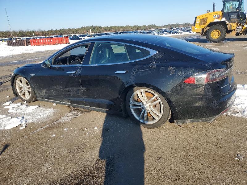 Photo 2 from auction – 2015 TESLA MODEL S 70 with VIN 5YJSA1S26FF089934