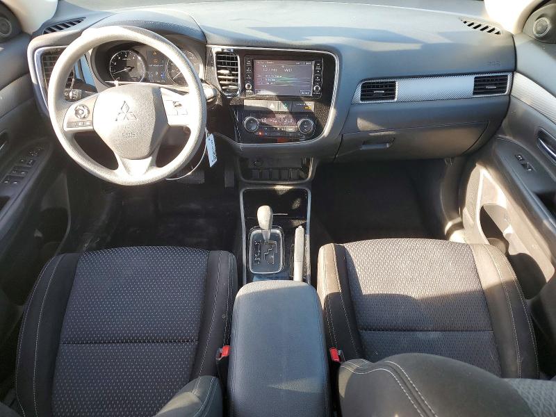 Photo 8 from auction – 2018 MITSUBISHI OUTLANDER with VIN JA4AD2A39JZ059522