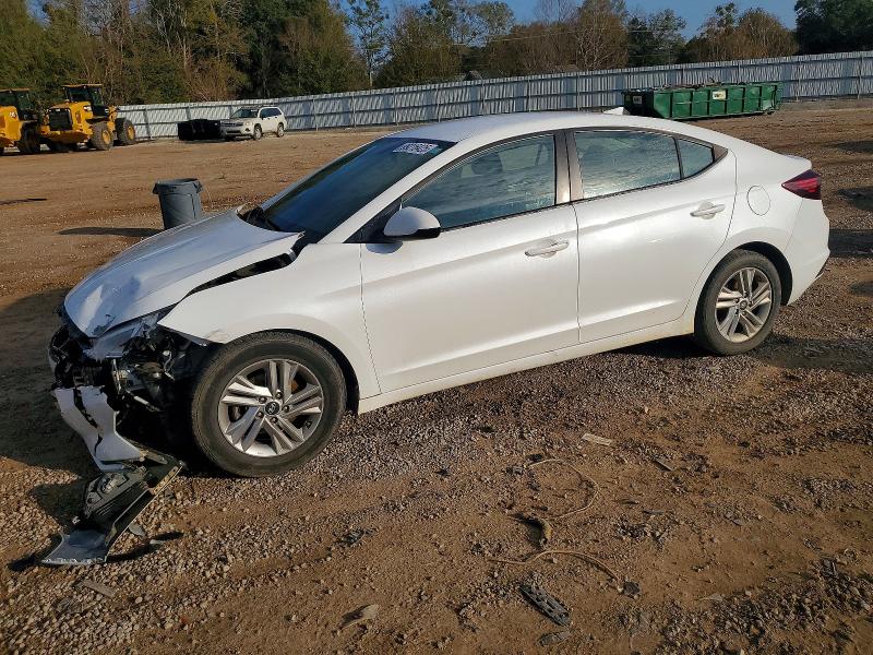 HYUNDAI ELANTRA SE 2020 with VIN 5NPD84LF0LH574591 - Photo from auction
