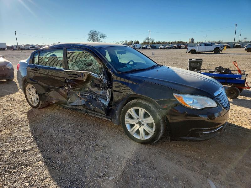 صورة رقم 4 من المزاد - 2013 CHRYSLER 200 TOURIN مع VIN 1C3CCBBB1DN714702