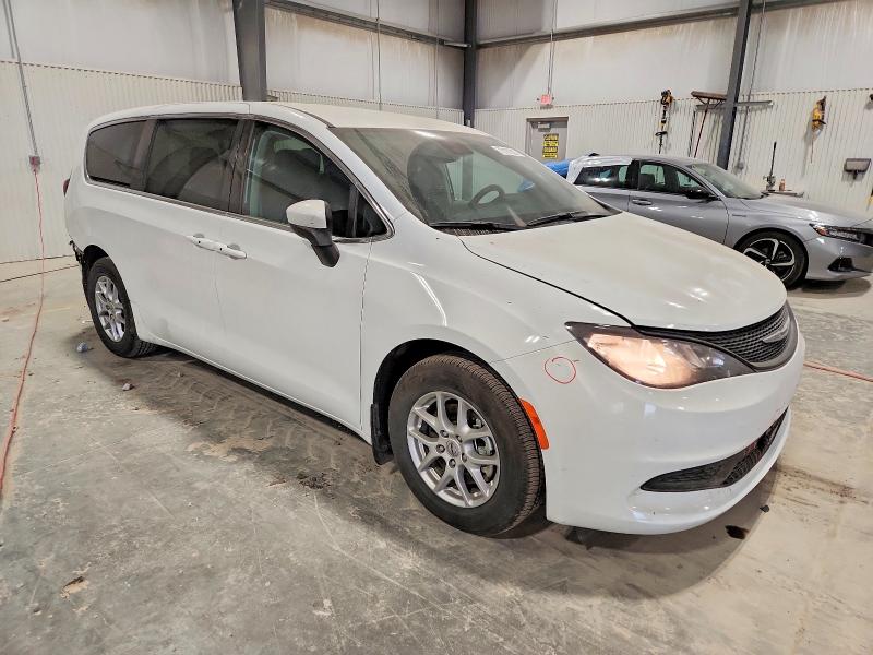 Photo 4 from auction – 2023 CHRYSLER VOYAGER LX with VIN 2C4RC1CG5PR551103