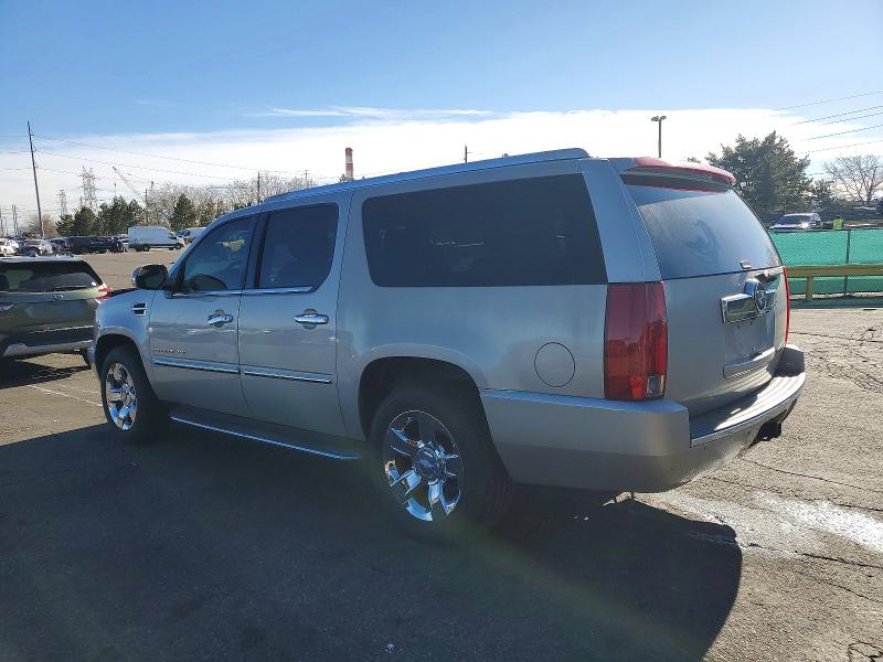 Photo 2 from auction – 2008 CADILLAC ESCALADE E with VIN 1GYFK66848R113231