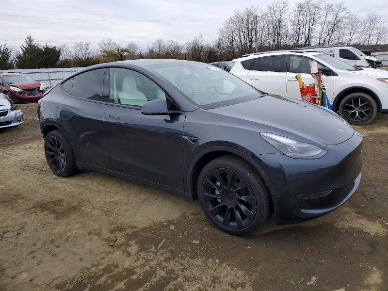 Photo 4 from auction – 2024 TESLA MODEL Y with VIN 7SAYGDED5RF075845