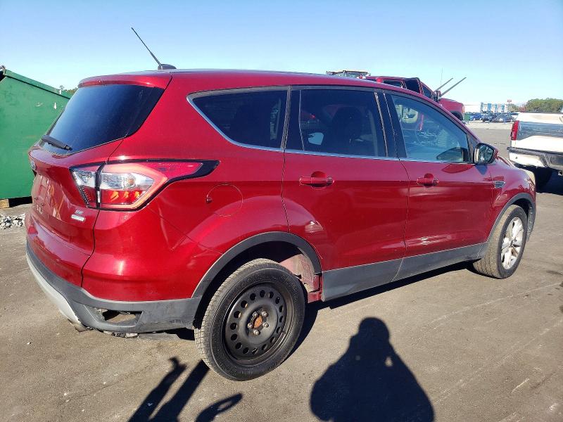 Photo 3 from auction – 2017 FORD ESCAPE SE with VIN 1FMCU0GD2HUC72916