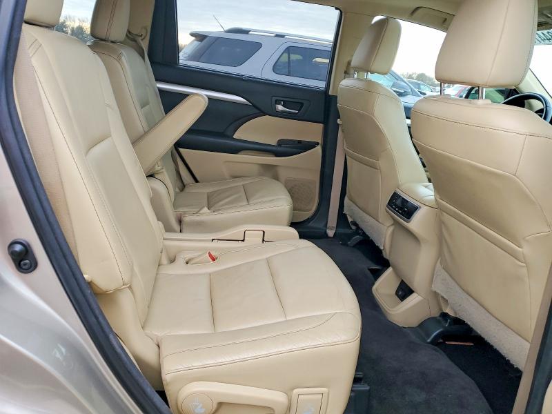 Foto 11 de la subasta – 2014 TOYOTA HIGHLANDER con VIN 5TDJKRFH5ES013024