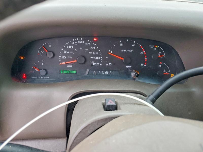 Zdjęcie 9 z aukcji – 2002 FORD F250 z VIN 1FTNW21F72EB68050
