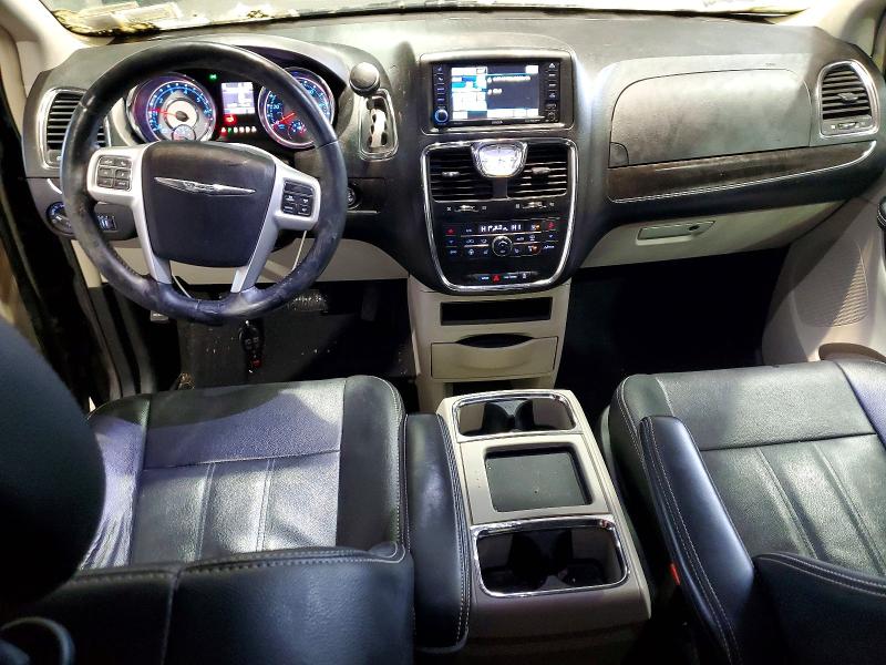Photo 8 from auction – 2016 CHRYSLER TOWN & COU with VIN 2C4RC1BG7GR303680
