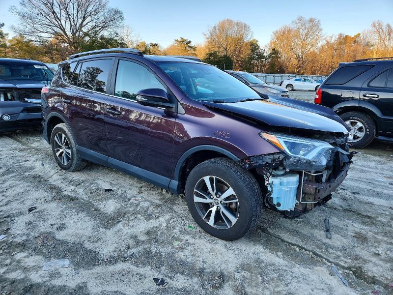 Photo 4 from auction – 2018 TOYOTA RAV4 ADVEN with VIN 2T3RFREV3JW826997
