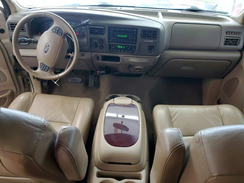 Photo 8 from auction – 2004 FORD EXCURSION with VIN 1FMSU43P44EA72756