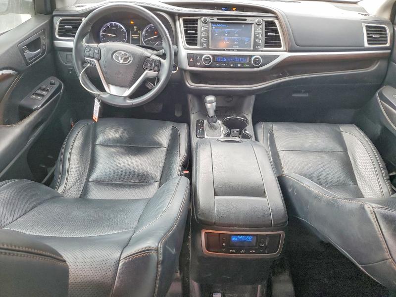 Photo 8 from auction – 2016 TOYOTA HIGHLANDER with VIN 5TDYKRFH4GS158184