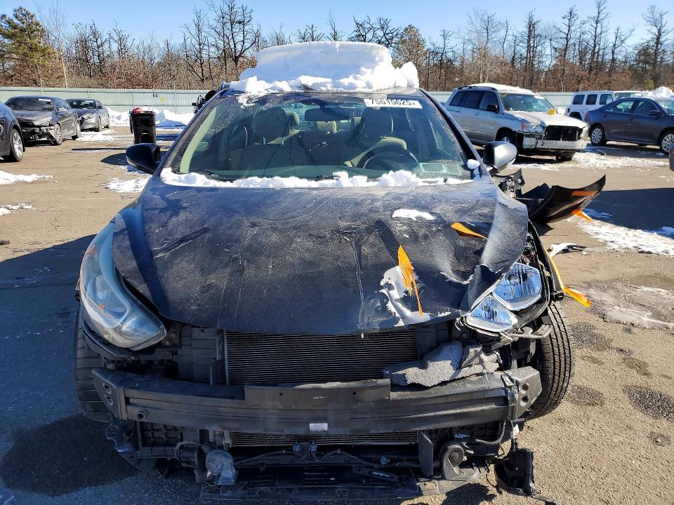 Photo 5 from auction – 2016 HYUNDAI ELANTRA with VIN KMHDH4AE2GU501546
