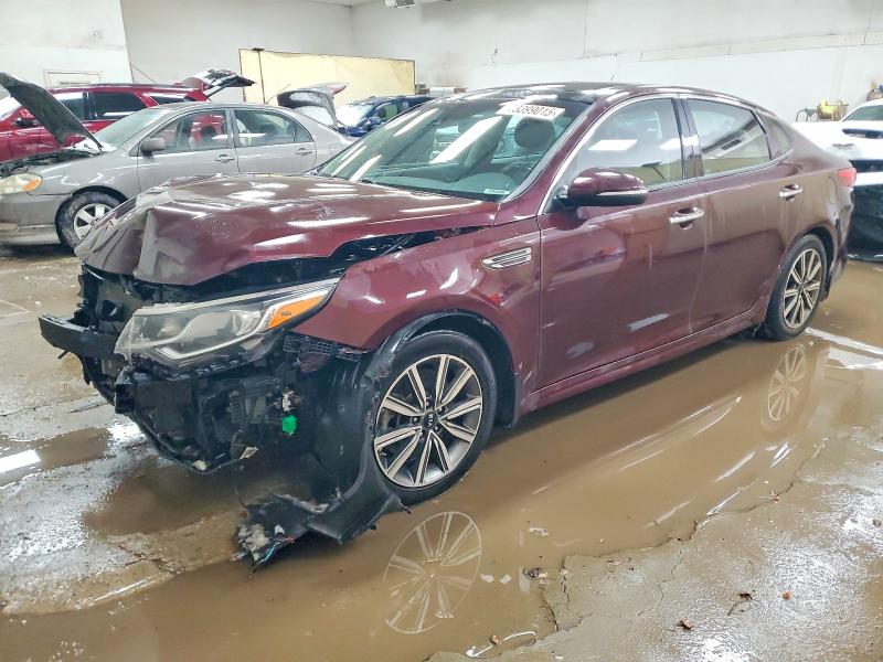 KIA OPTIMA EX 2019 with VIN 5XXGU4L15KG293264 - Photo from auction