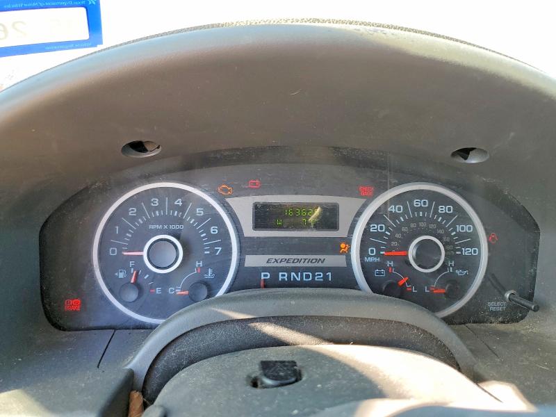 Photo 9 from auction – 2005 FORD EXPEDITION with VIN 1FMPU15595LA72748