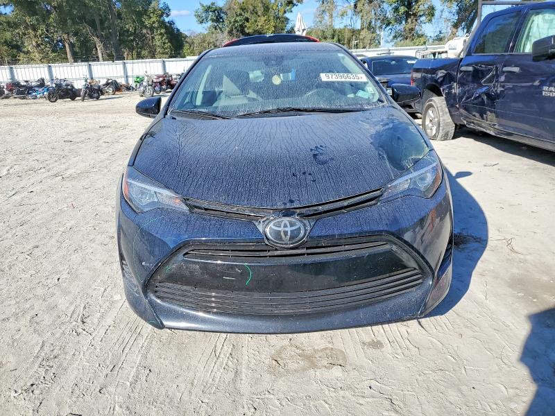 Photo 5 from auction – 2018 TOYOTA COROLLA L with VIN 5YFBURHE0JP807689