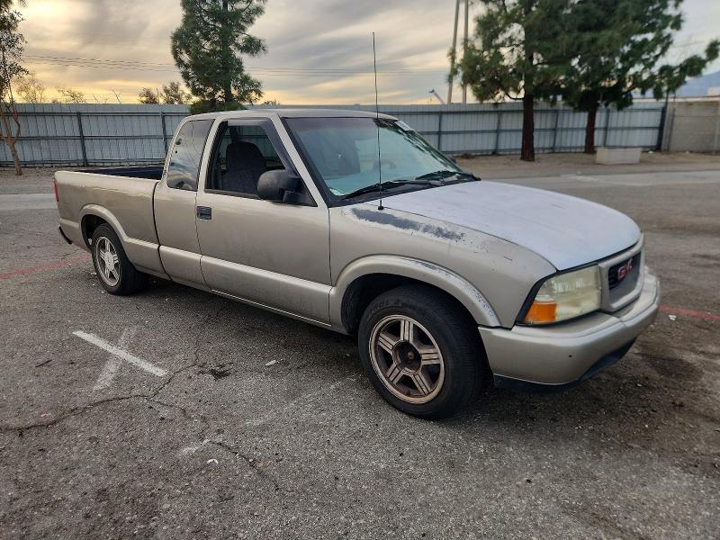 Photo 4 from auction – 1999 GMC SONOMA with VIN 1GTCS19X3X8501182