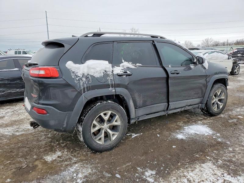 Photo 3 from auction – 2016 JEEP CHEROKEE T with VIN 1C4PJMBS2GW185726