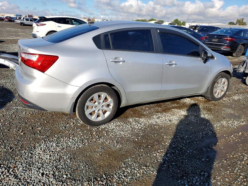 Photo 3 from auction – 2013 KIA RIO LX with VIN KNADM4A35D6284523
