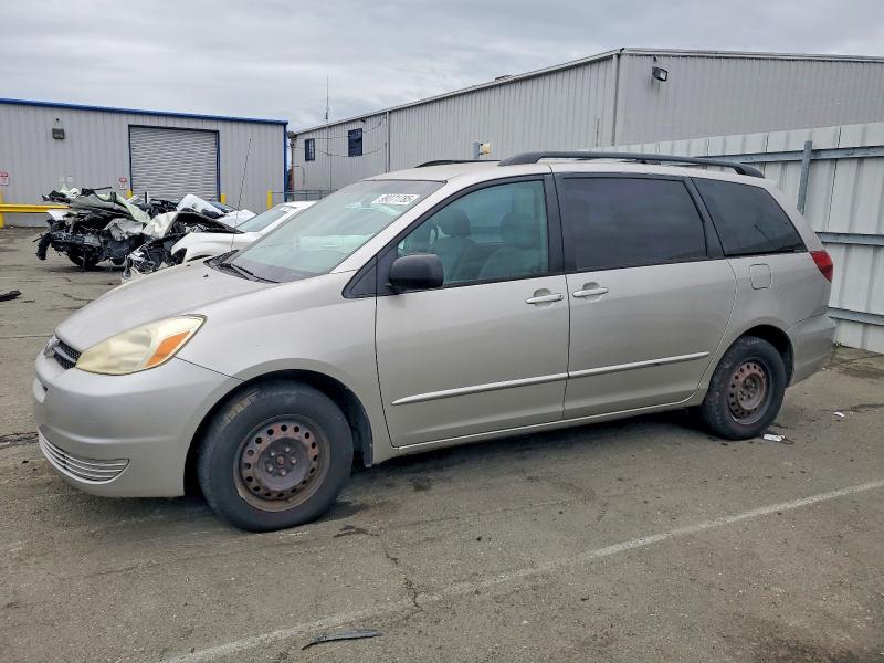 TOYOTA SIENNA CE 2005 with VIN 5TDZA23C95S227164 - Photo from auction