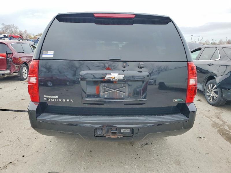 Photo 6 from auction – 2010 CHEVROLET SUBURBAN C with VIN 1GNUCHE01AR199760