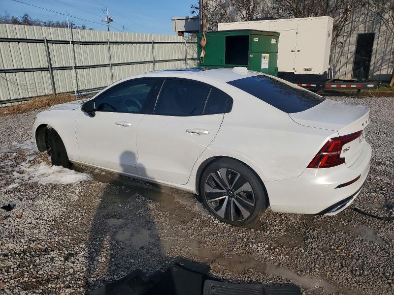 Photo 2 from auction – 2022 VOLVO S60 with VIN 7JRL12FZ9NG154167