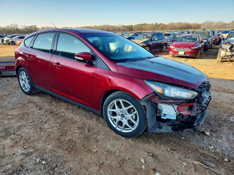 Photo 4 from auction – 2015 FORD FOCUS SE with VIN 1FADP3K21FL220385