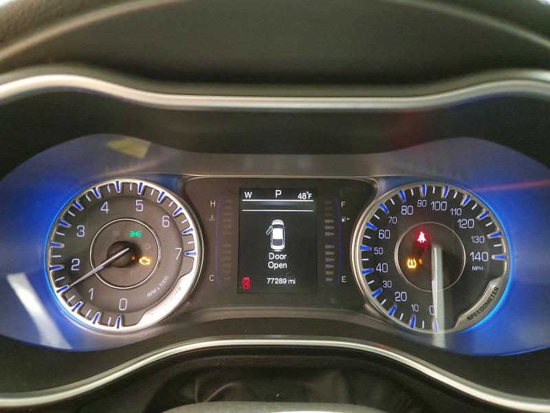 Photo 9 from auction – 2015 CHRYSLER 200 with VIN 1C3CCCAB2FN539726