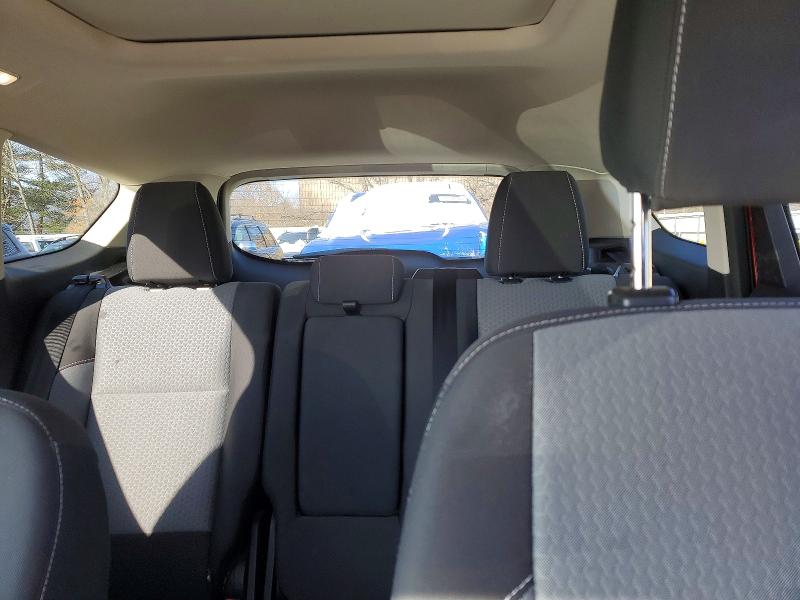 Photo 10 from auction – 2018 FORD ESCAPE SE with VIN 1FMCU9GD6JUD45893